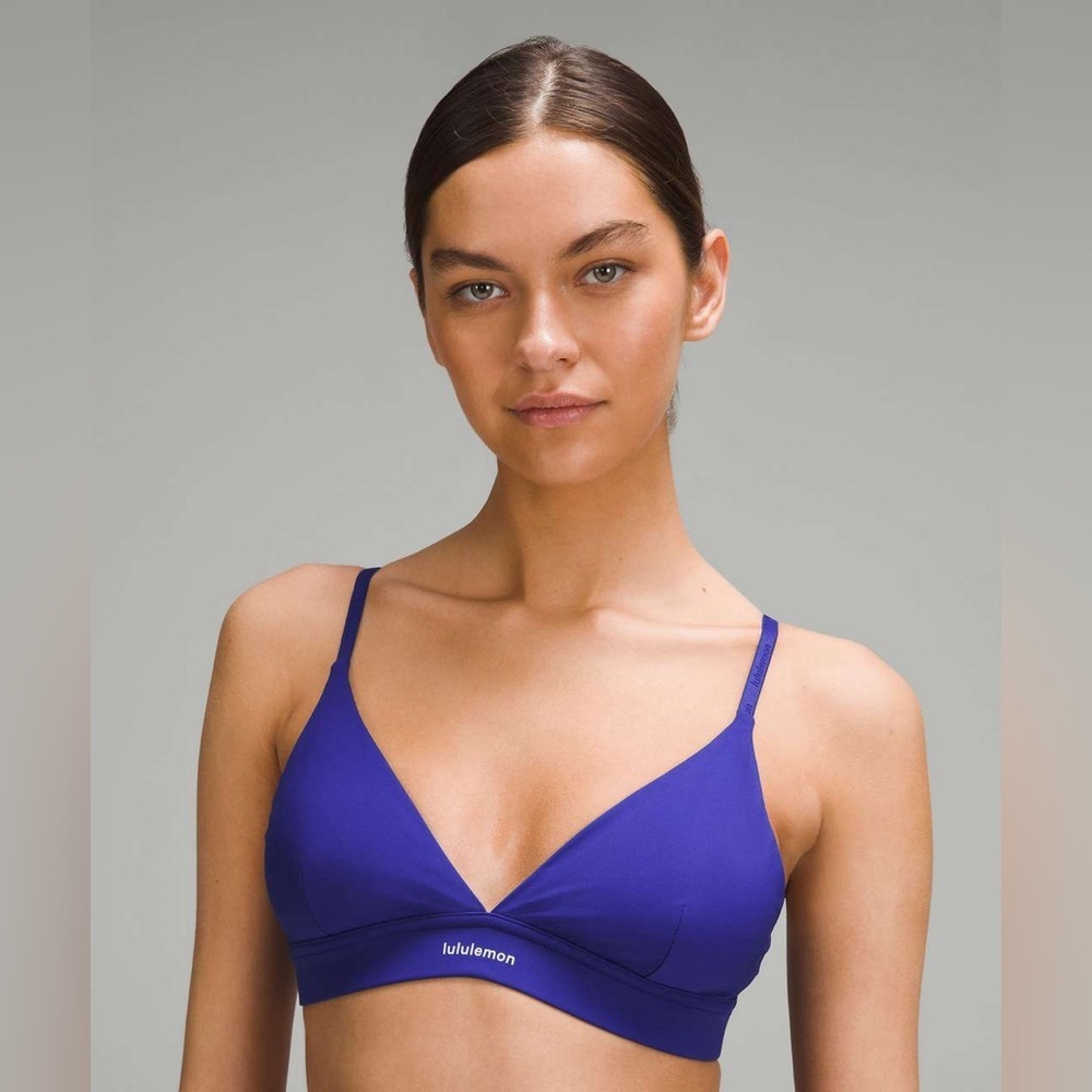 138 🆕💙 Lululemon Nulu Triange Bralette - Larkspur